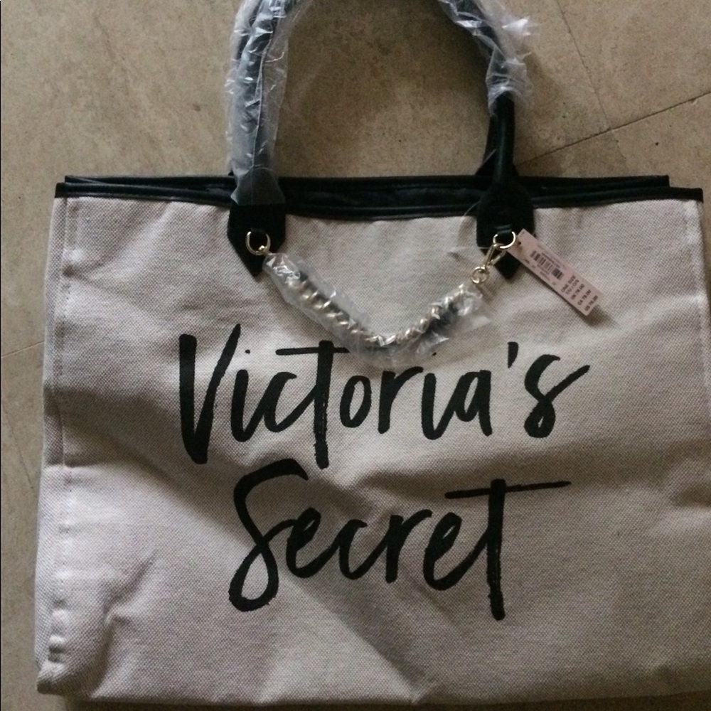 NWT Victoria’s Secret tote bag
